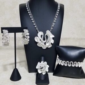 Jewelry set